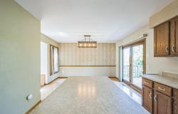 400 Old Indian Trail, DeForest, WI 53532
