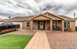 805 MESA VISTA Drive, Farmington, NM 87401