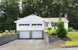 23 Mary Ann Dr, Worcester, MA 01606