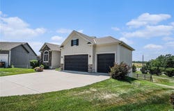 1216 Cothran Court, Raymore, MO 64083