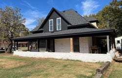 306 E Elm Street, Hinton, OK 73047