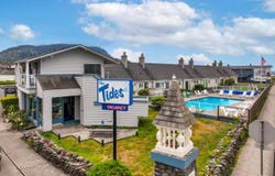 2316 BEACH DR, Seaside, OR 97138