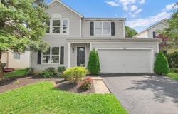 1521 England Drive, Columbus, OH 43240