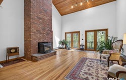 14 Round Hill Road, Shelton, CT 06484