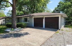 1106 S 8th Street, Clinton, MO 64735