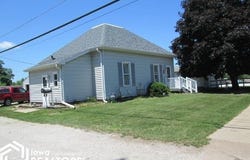 215 S 12th, Chariton, IA 50049