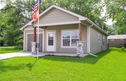 720 S Funston Street, Ottawa, KS 66067