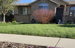 5119 PINE LAUREL Ln W, West Jordan, UT 84081