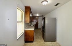 601 E Stanfill, Hahira, GA 31632