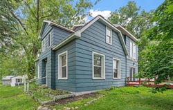 455 Bluff Street NE, Hutchinson, MN 55350