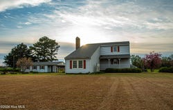 8564 S Nc 41 Highway, Wallace, NC 28466