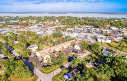 824 Alderman St, FORT MYERS, FL 33916
