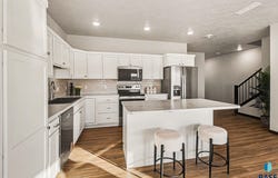 6203 S Ruby Jean Pl, Sioux Falls, SD 57108
