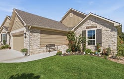 1013 E Waters Edge St, Derby, KS 67037