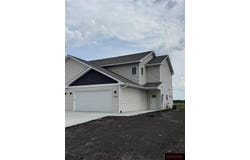 3101 Bassett Drive, Mankato, MN 56001