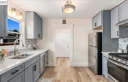 5817 Seminary Ct., Oakland, CA 94605