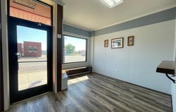137 1st Street SE, Fairfax, MN 55332