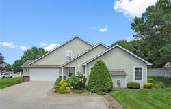 380 W Acorn Street, Gardner, KS 66030
