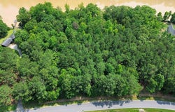 412 Eagles Harbor Dr, Hodges, SC 29653