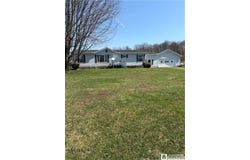 4314 Pancake Hill Rd, Bemus Point, NY 14712