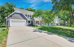 3204 W 121ST Terrace, Leawood, KS 66209