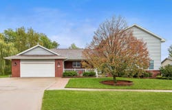 113 Bedford Road, Williamsburg, IA 52361
