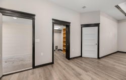 320 N Warren, Rose Hill, KS 67133