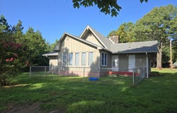9 Micanopy Circles, Cherokee Village, AR 72529