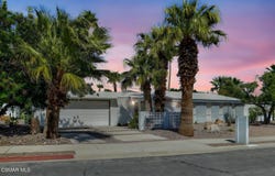 1102 E Adobe Way, Palm Springs, CA 92262