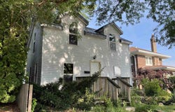 807 Clay Street, Cedar Falls, IA 50613