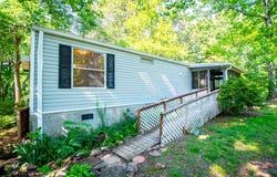 698 Goolsby Rd, Carrollton, GA 30117