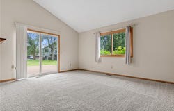 1049 Aston Circle, Burnsville, MN 55337