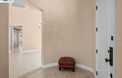 2560 Calabria Ct, Dublin, CA 94568