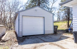 343 E Bell Avenue, Des Moines, IA 50315