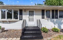 4949 Virginia Avenue N, New Hope, MN 55428