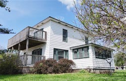 112 Aurora Street, Eldon, MO 65026