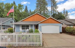 25246 CORKY LN, Veneta, OR 97487
