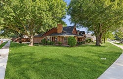 1878 Trail Ridge Drive, Lewisville, TX 75077
