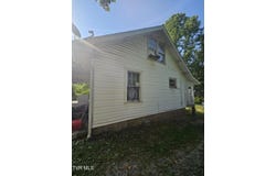 8102 Main Street, Pound, VA 24279