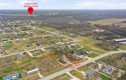 130 Gato Rd, Cedar Creek, TX 78612