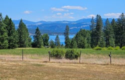 76 KIFER RD, KETTLE FALLS, WA 99141