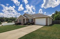 123 Somersett Drive, Arkadelphia, AR 71923