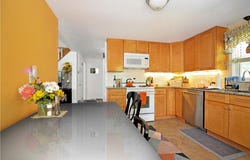 27 Observatory Road, Warwick, RI 02888
