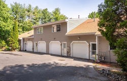 2 Aurora Ln, Salem, MA 01970