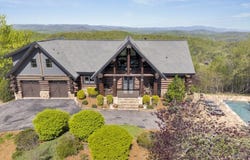 539 Deer Crest Overlook, Blue Ridge, GA 30513