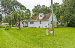 5654 SE POINCIANA ROAD, BELLEVIEW, FL 34420