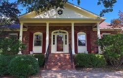 718 Parkview Drive, Laurens, SC 29360