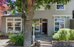 1812 NE ASHBERRY DR, Hillsboro, OR 97124
