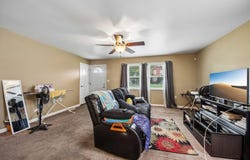 921 N Jackson Street, Waukegan, IL 60085