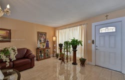 104 N 31st Ct, Hollywood, FL 33021